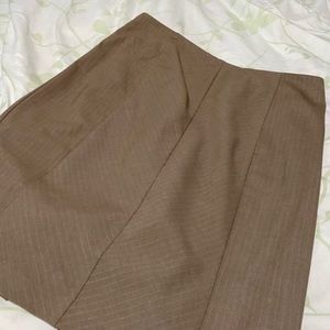 New York and Company stretch skirt .